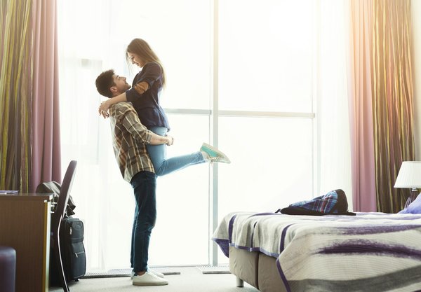 Découvrez les love rooms à rennes pour une escapade romantique